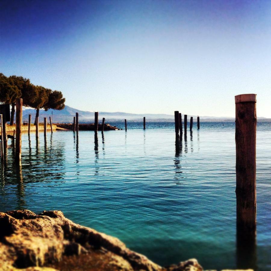 Casa Danema Apartment Sirmione Bagian luar foto